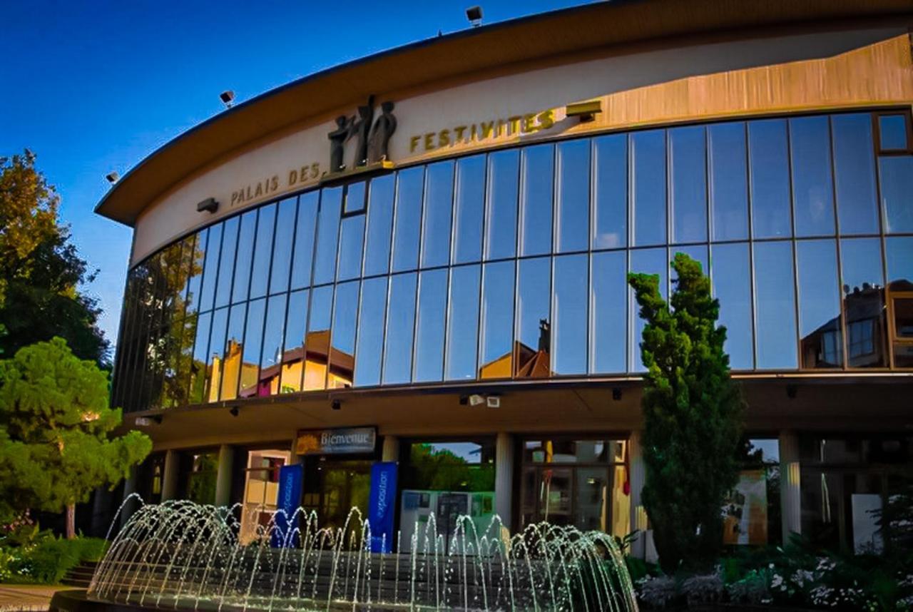 Hotel Continental Evian-les-Bains Ngoại thất bức ảnh