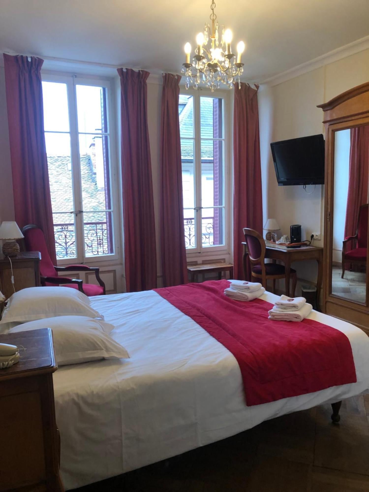 Hotel Continental Evian-les-Bains Ngoại thất bức ảnh